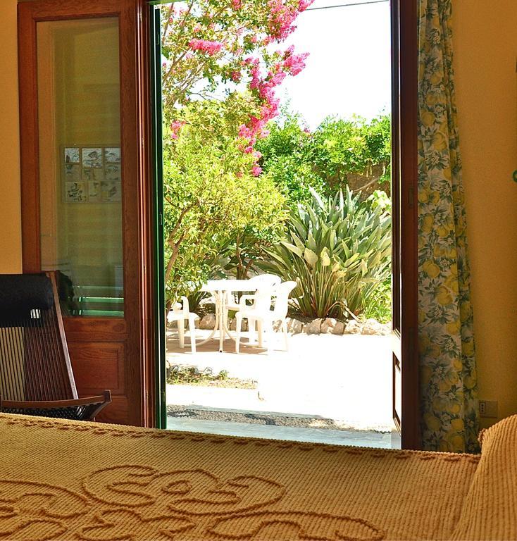 Seafront Apartments Garden House Taormina Szoba fotó