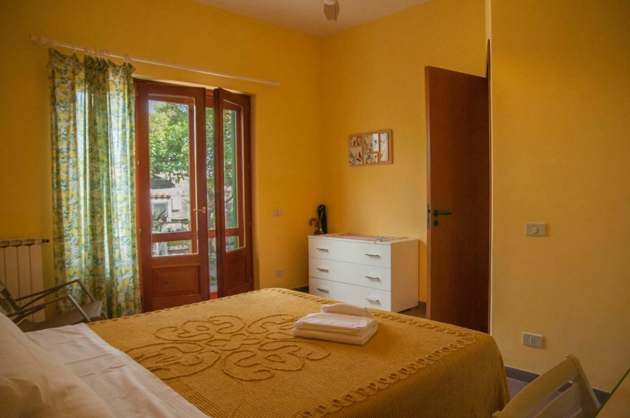 Seafront Apartments Garden House Taormina Kültér fotó